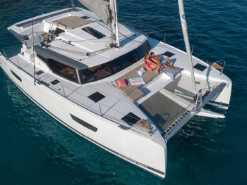 Pronájem jachty, dovolená na jachtě - Fountaine Pajot Astrea 42 - 4 + 2 cab. - Flonja}