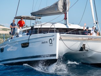 Pronájem jachty, dovolená na jachtě - Fountaine Pajot Saba 50 - 4 + 2 cab. - Franco Nero}