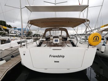 Pronájem jachty, dovolená na jachtě - Dufour 430 GL - Friendship